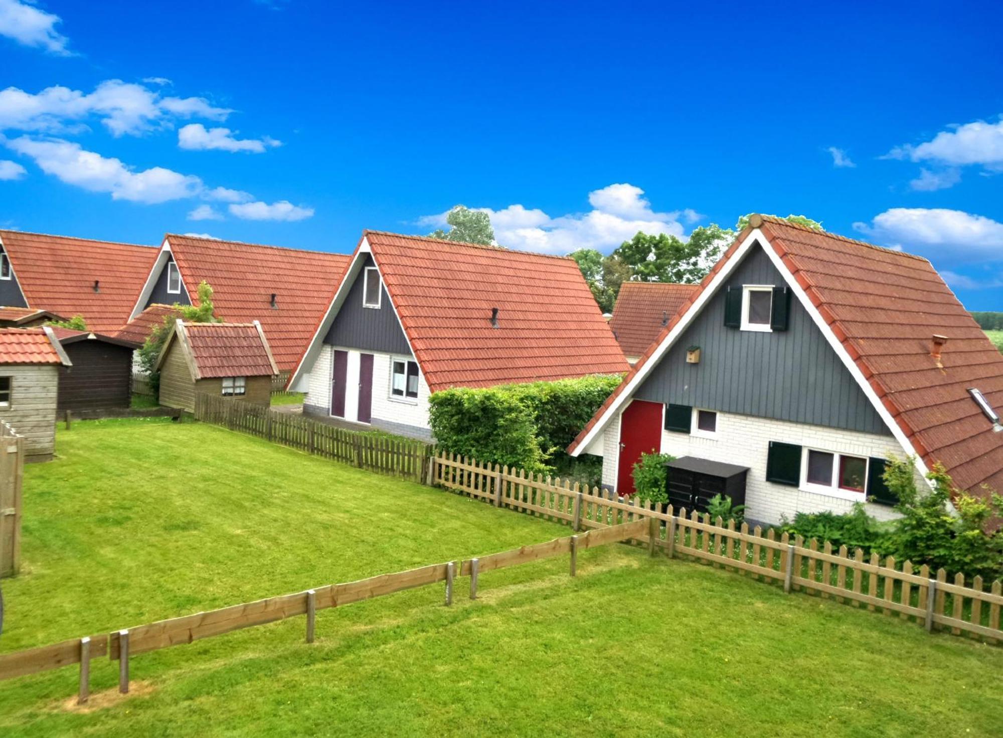 Leonie 6 Pers Holiday Home With A Large Garden Close To The Lauwersmeer Anjum Exterior photo